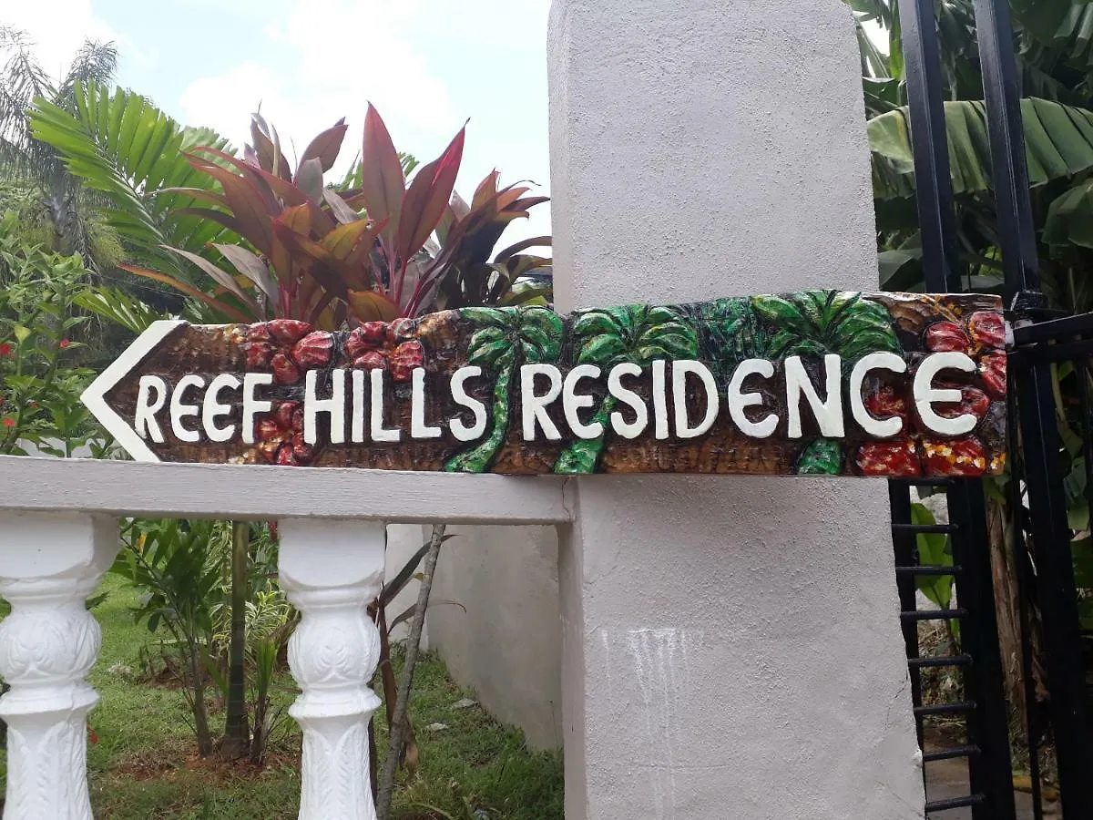 Bed & Breakfast Reef Hills Residence Au Cap